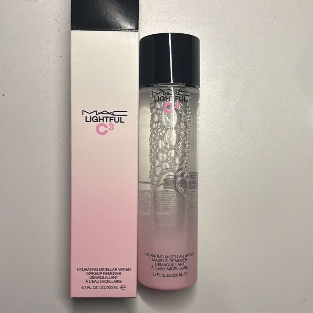 MAC MAKEUP REMOVER Brand New